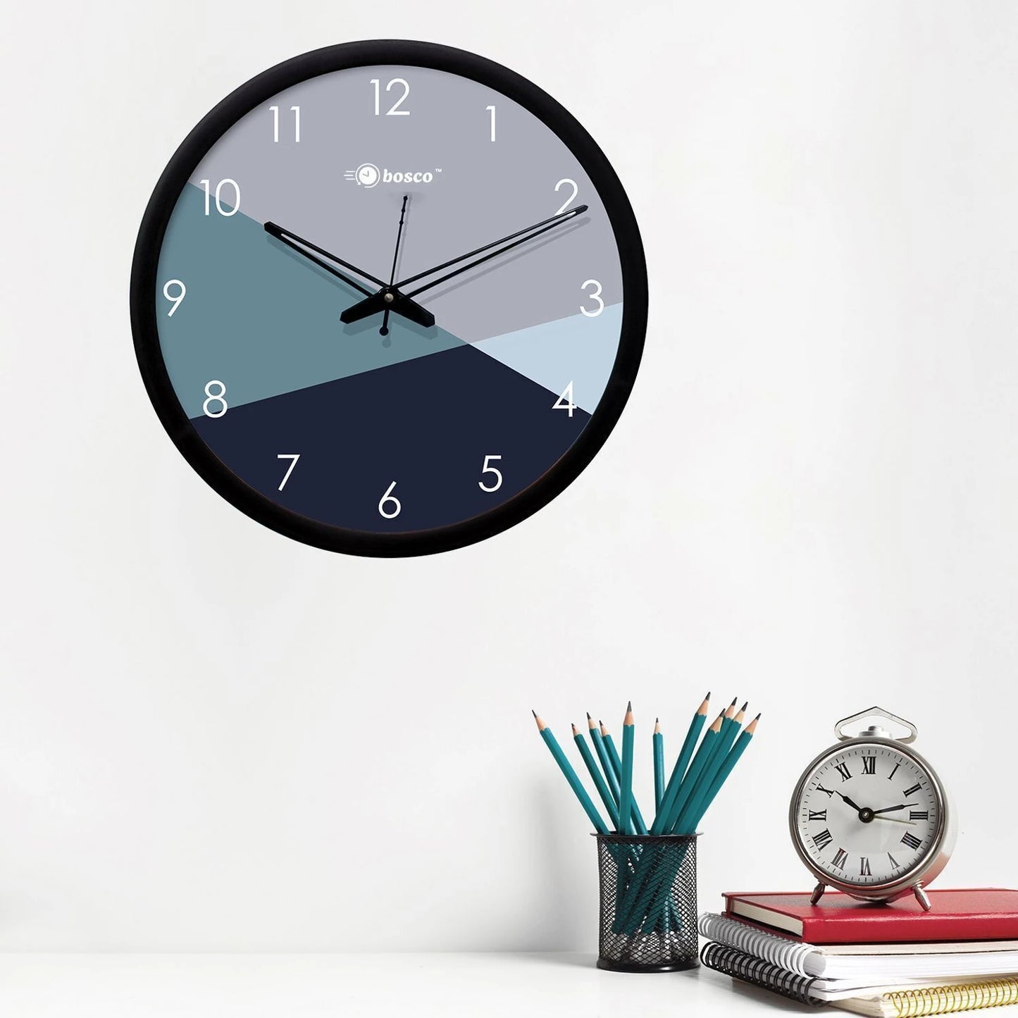 BOSCO Analog 30 cm X 30 cm wall clock